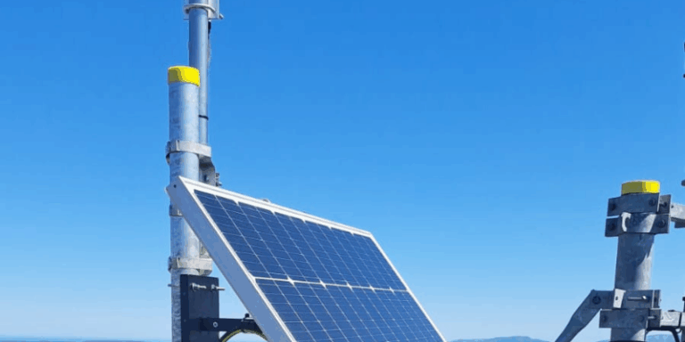 la première passerelle lorawan solaire en france